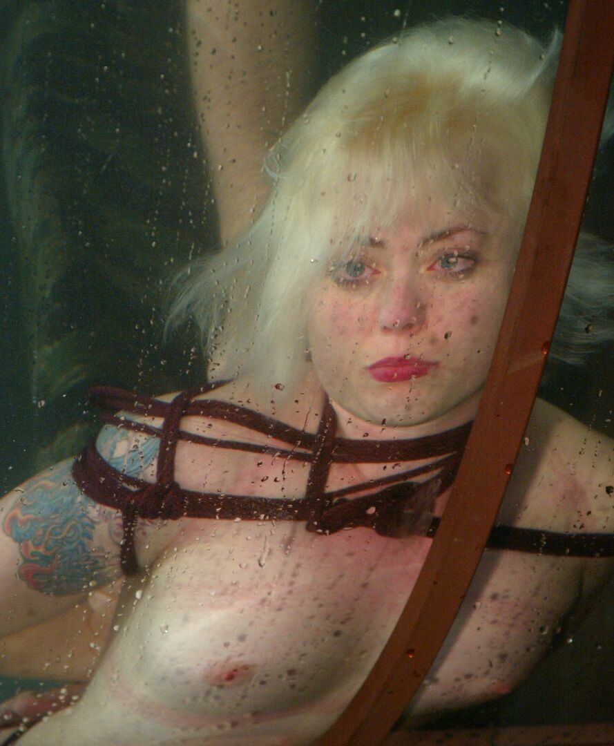 21P Bondage de agua Lorelei Lee, sargento mayor