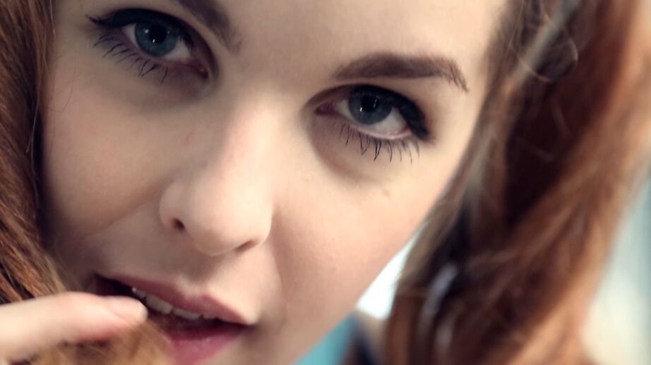 16P Close up de pornografia lésbica com lingerie junto com Amarna Miller e Lily Cade