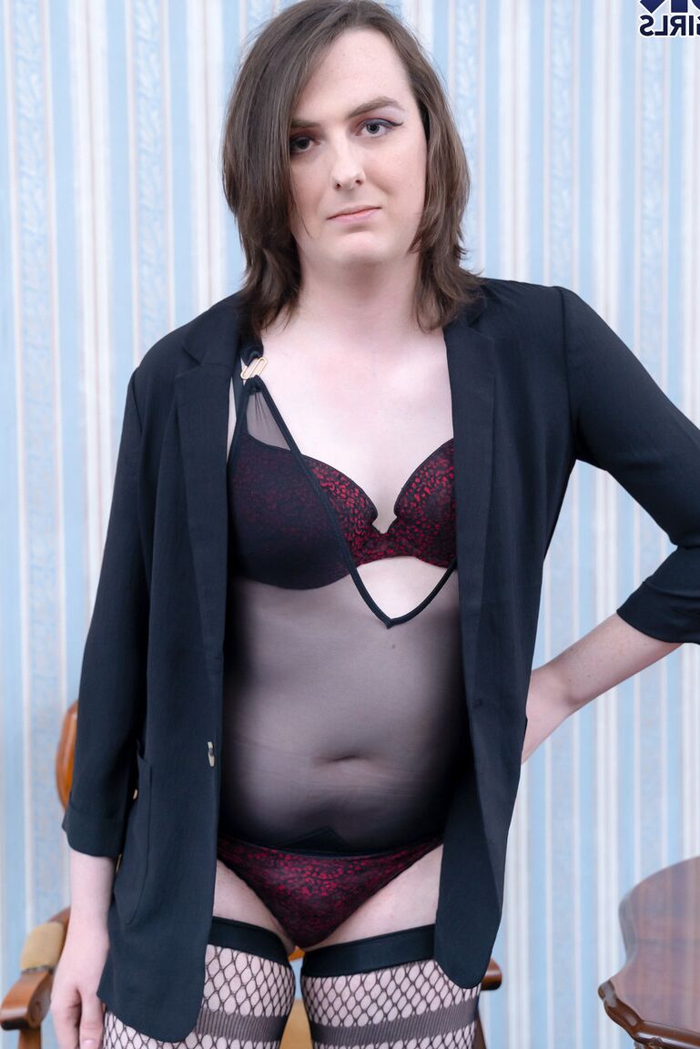 16P UK Tgirls ジェマ・ギャツビー