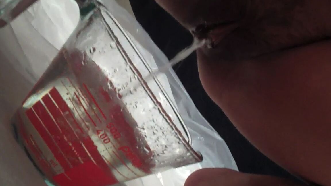 15P Pee whore Sage shows how to enjoy hot bowl of piss