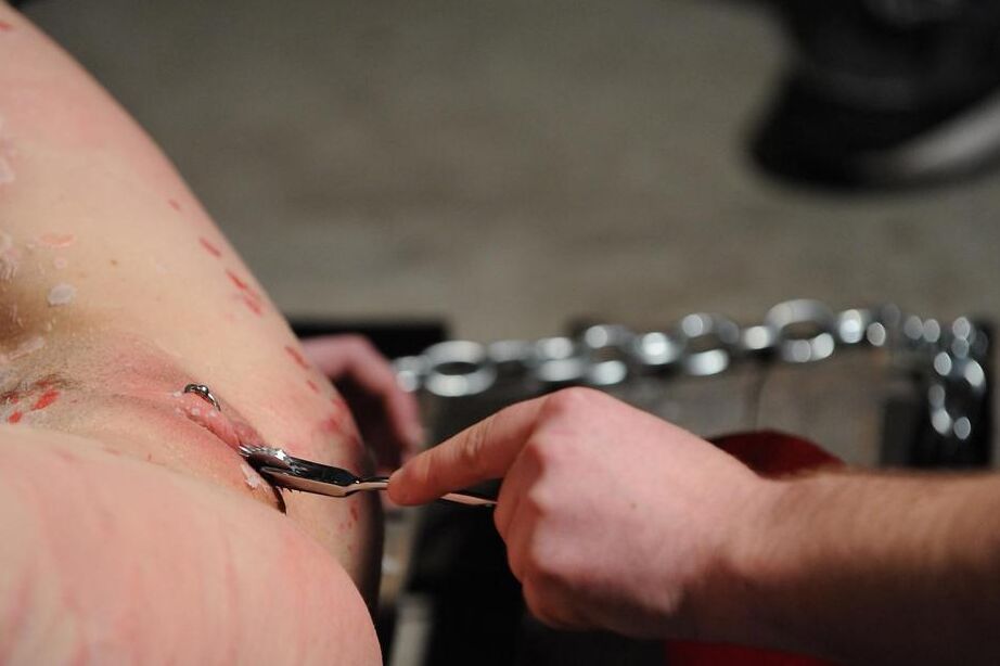 16P Chained and collared female is subjected to painful torture session