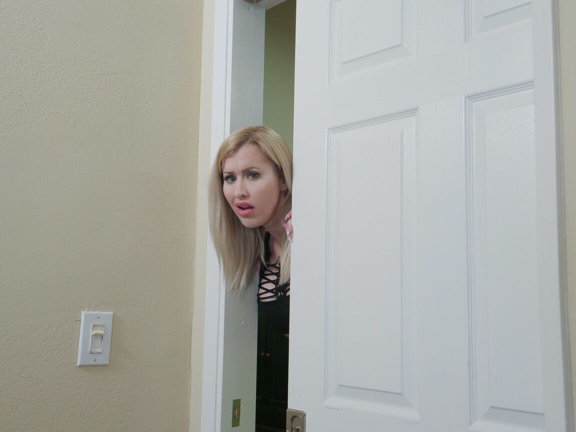 21P Blonde American Katie Monroe flaunts her juggs and amazing ass while stripping