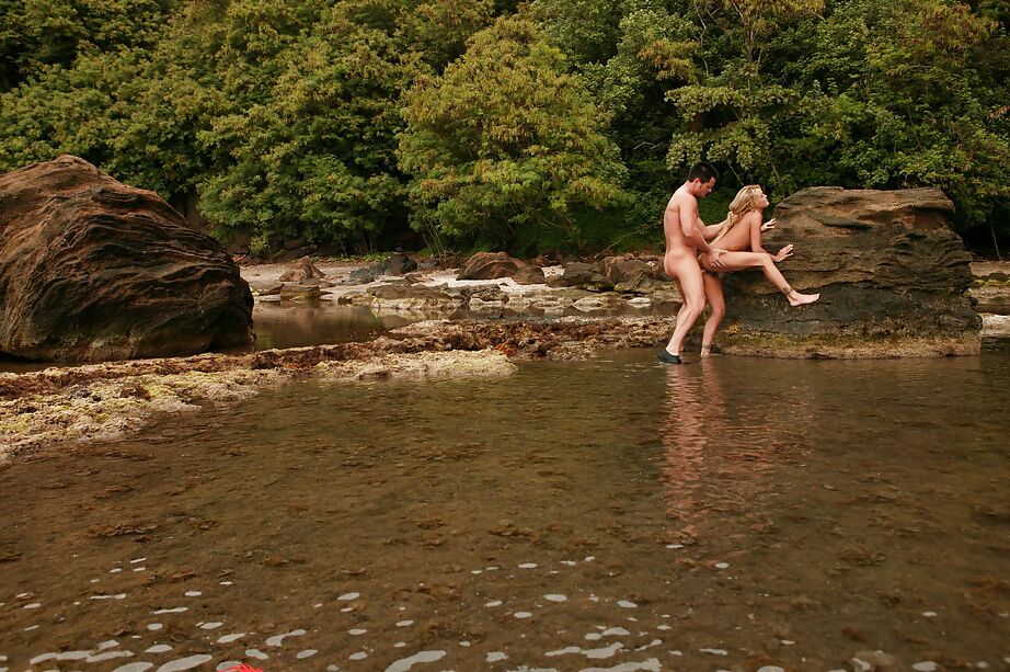16P Milf Devon is having a nice outdoor fucking with muscular friend
