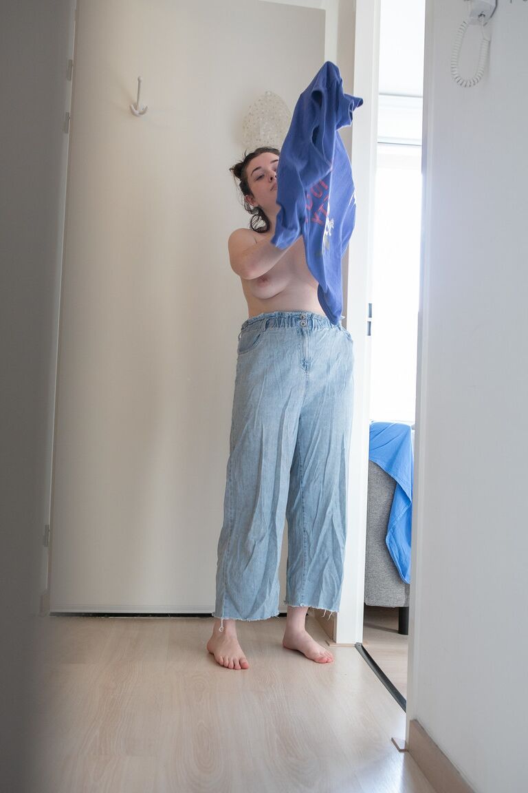 21P Horny Australian amateur Casey Q gets spied on while dressing in her pajamas