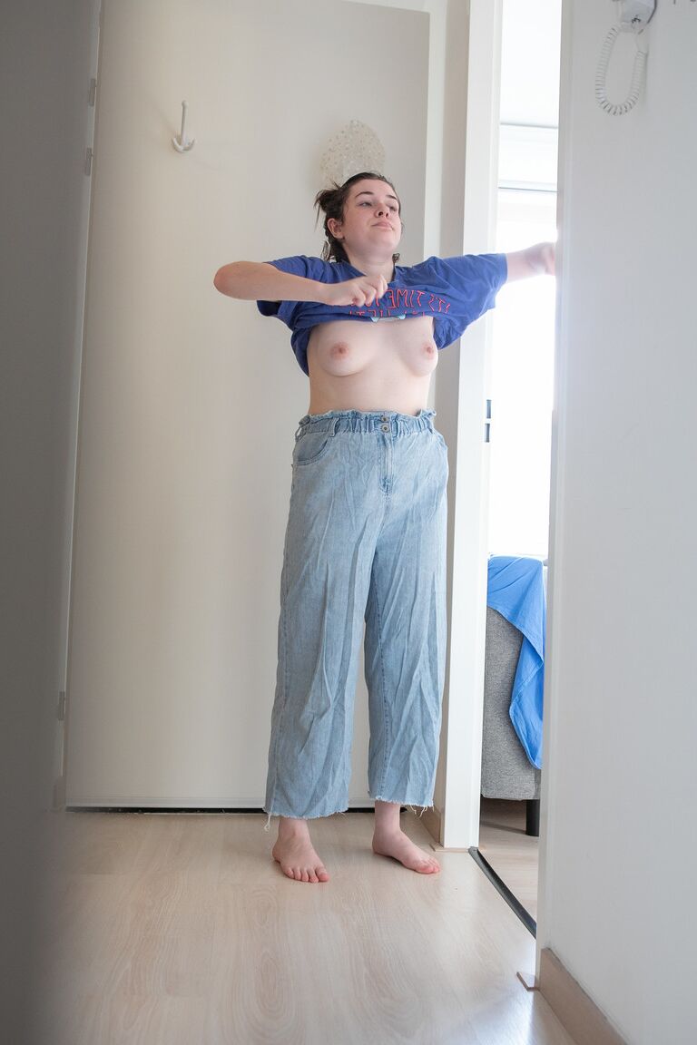21P Horny Australian amateur Casey Q gets spied on while dressing in her pajamas