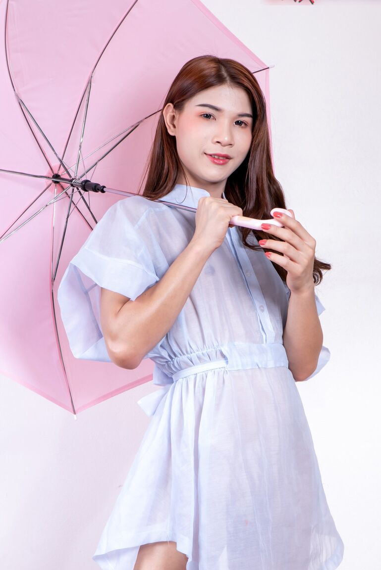 16P Asiático TGirl Bankky