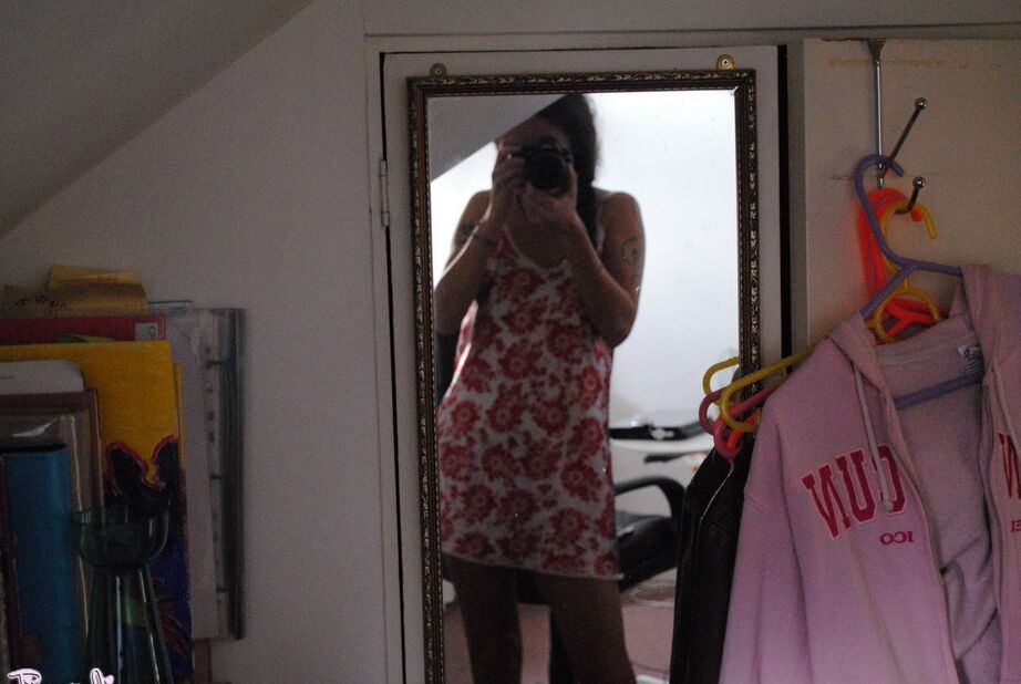 12P Schöne Selbstaufnahmen des Tgirls Nicole Montero