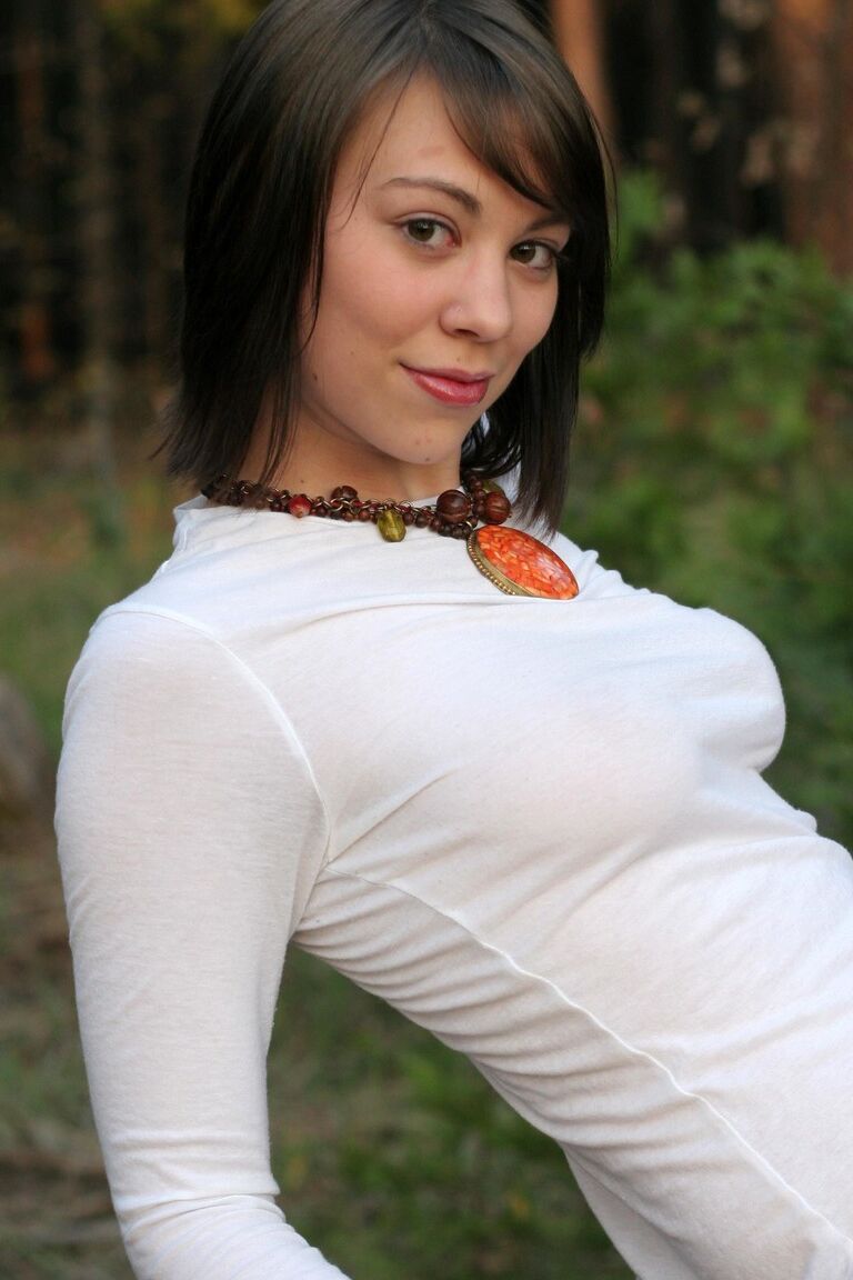 21P Belleza Erótica Veronika Rose