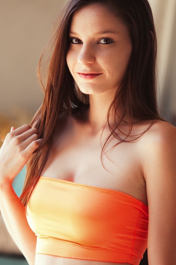 15P This Years Model Rylee is an Summer Orange