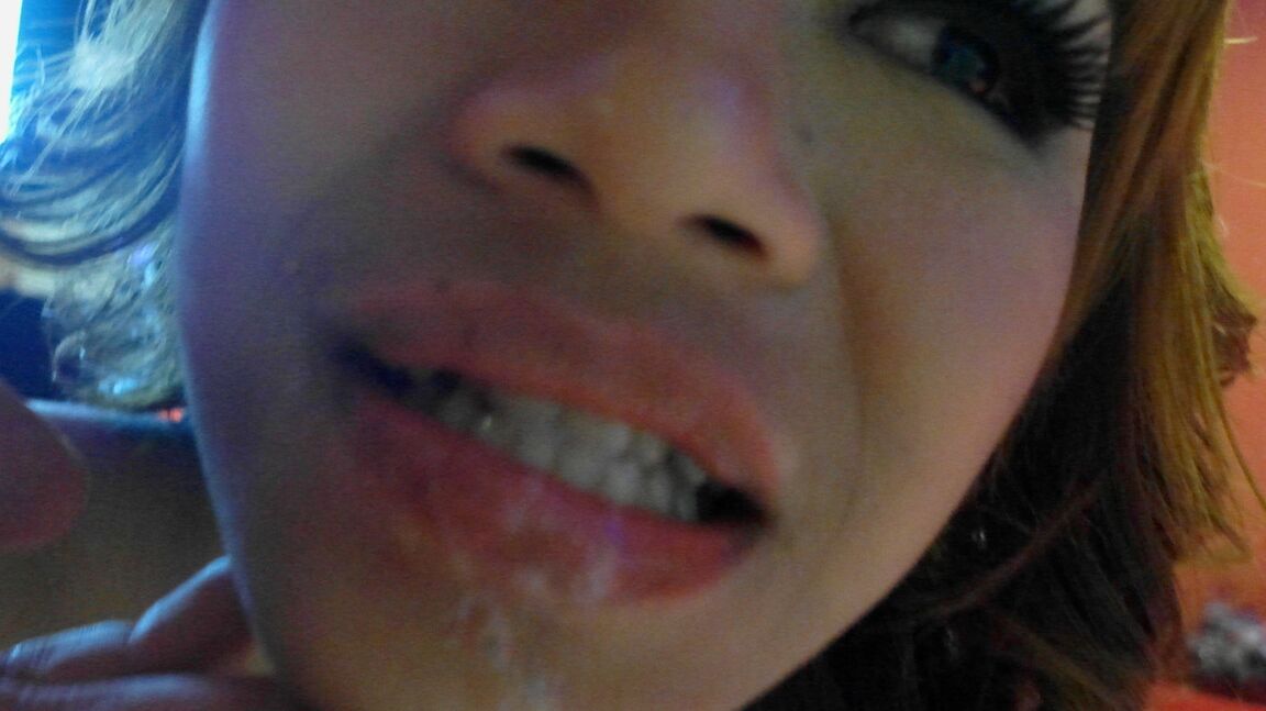 15P Das flüchtige asiatische Escort-Babe Suri hat leidenschaftlichen POV-Sex mit ihrem Kunden