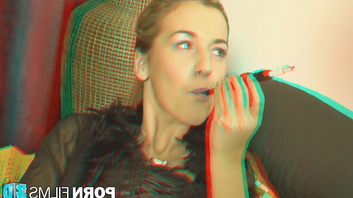 Películas porno 16P Puta fanática de fumar en 3D