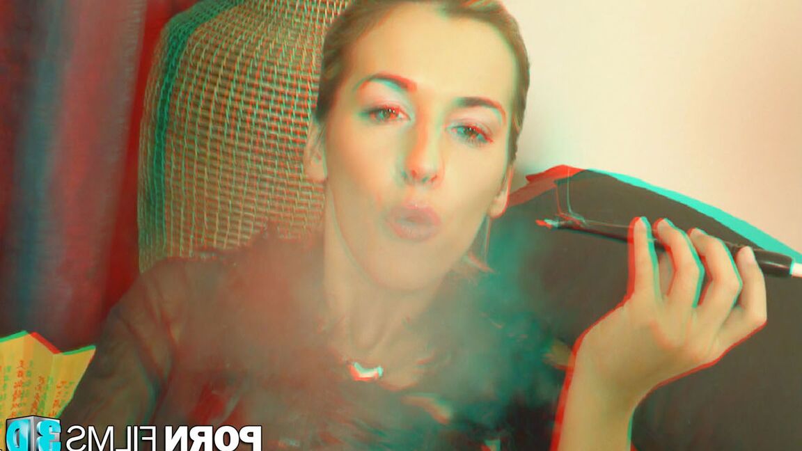 Películas porno 16P Puta fanática de fumar en 3D
