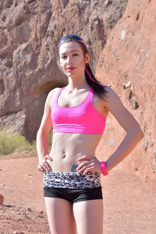 15P Athletic girl sheds spandex attire before masturbating and a skinny dip
