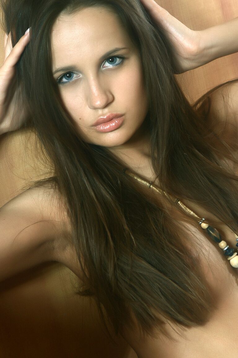 19P Alluring teen beauty Anjelika C proudly poses to show what flawless body means