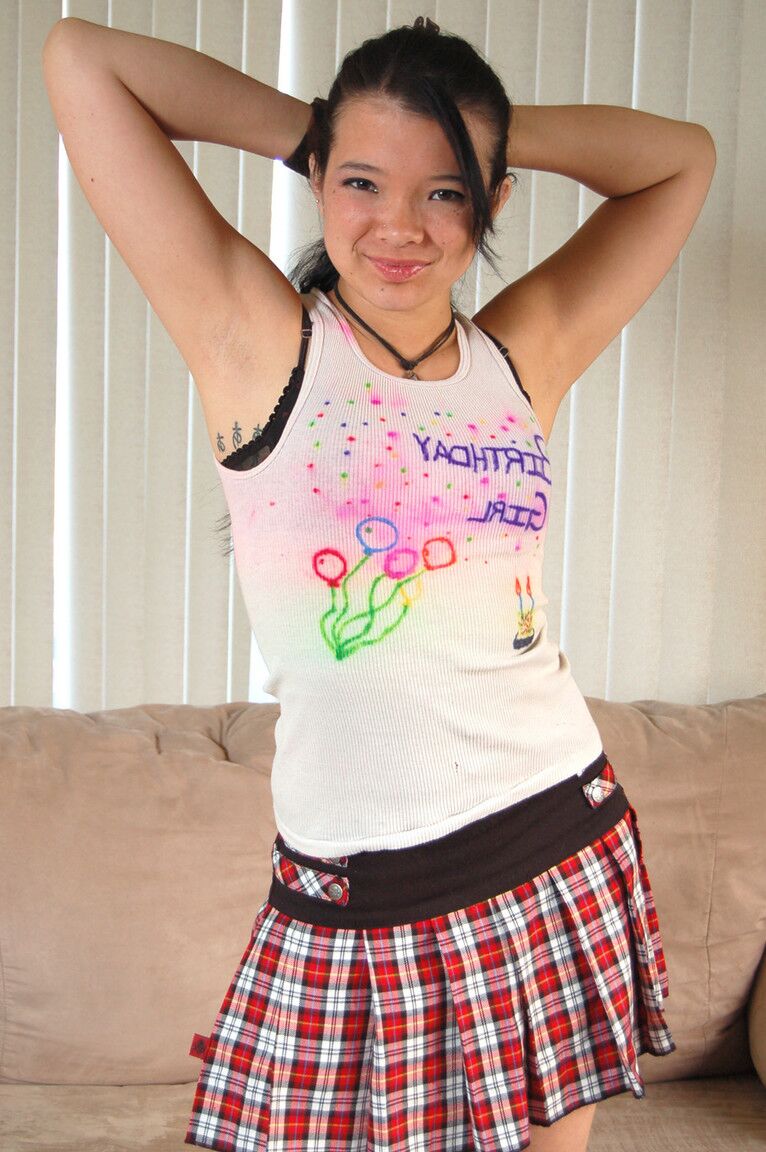 16P 誕生日は裸で踊って楽しいよ