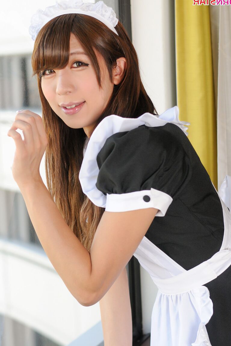 16P TGirl Star du porno Yuko Momohi