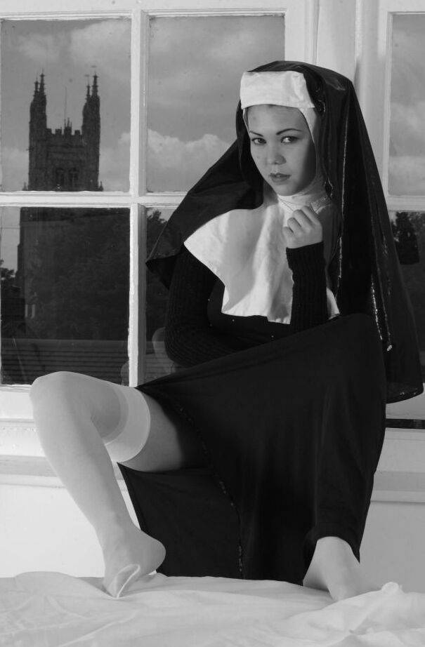 12P Horny nun hikes up her clothes and proceeds to masturbate