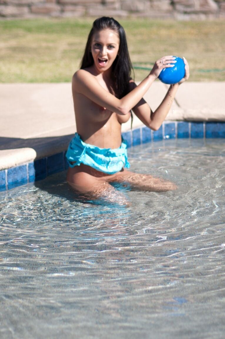 16P Petite Lover Stephanie quer marcar