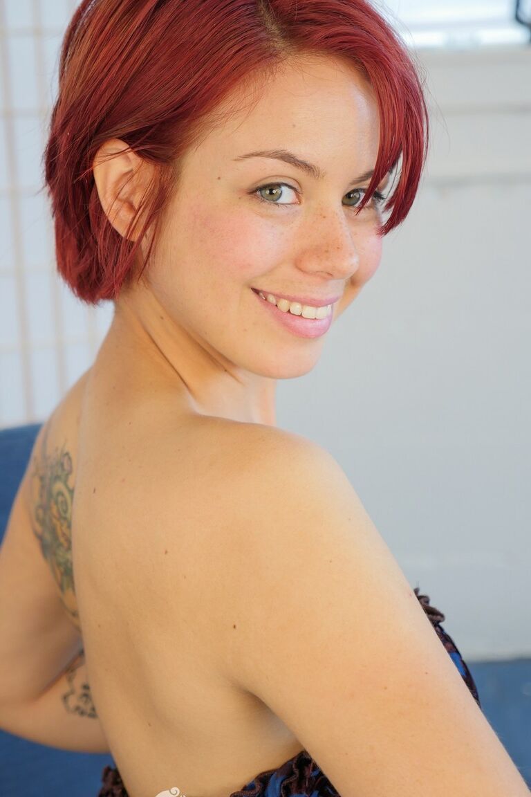 17P Enticing redhead Hedera Helix with gorgeous little tits masturbates hairy twat