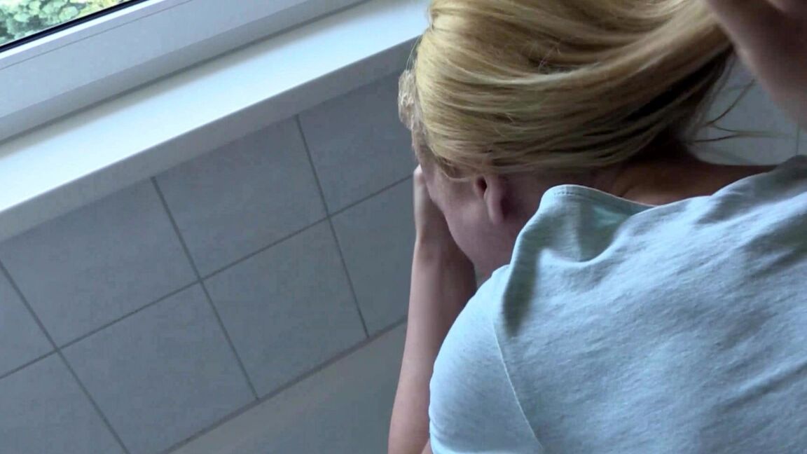16P White girl Ashlee Cox learns to suck cock in a hurry or be drowned