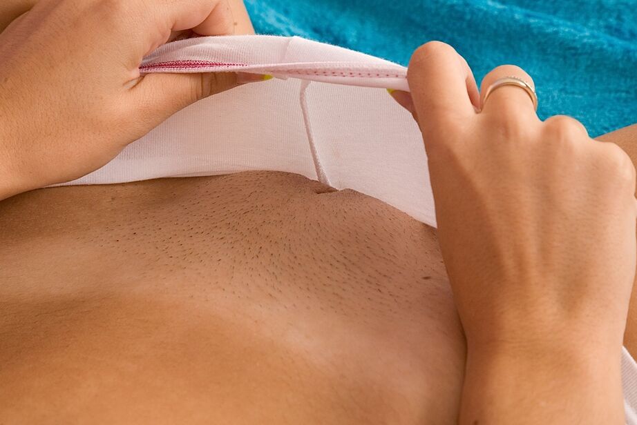 16P La tetona debutante Vicky mostrando sus perfectas tetas de vecina