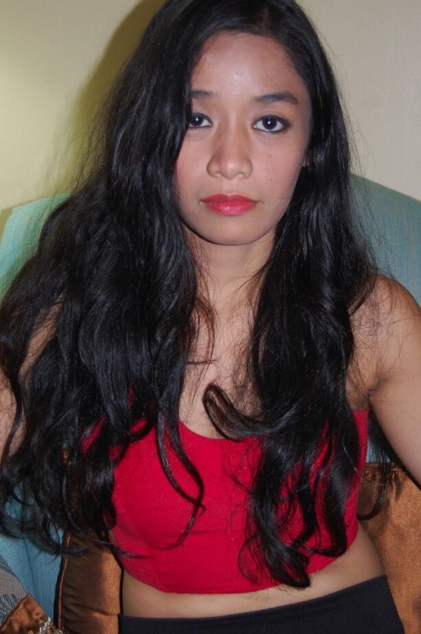 17P Guy picks up Filipina lesbian Alexis in a cafe and takes her home for fucking