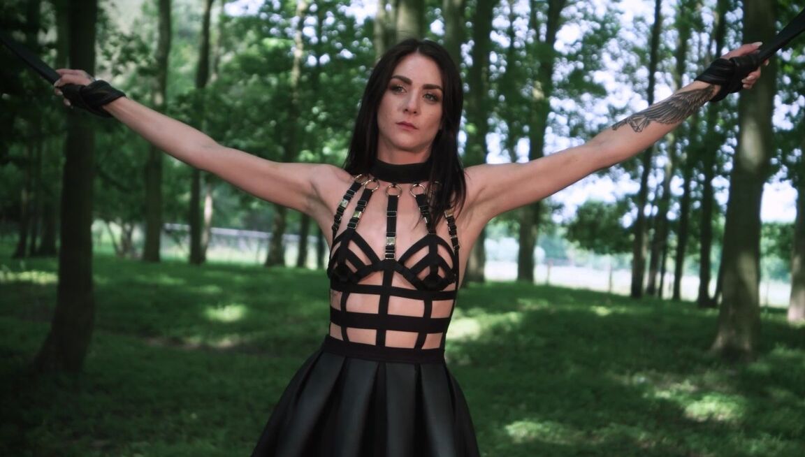 17P Submissive slave girl Lullu Gun tied up in the trees for outdoor nipple play