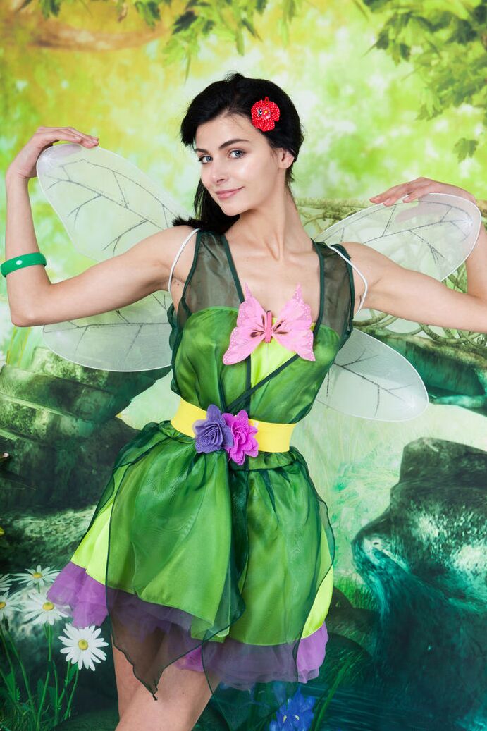 20P Teen first timer Stefany removes cosplay clothing to pose nude by herself