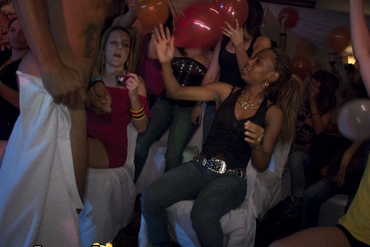 16P Seductive babes frolic at the house party with malestripper