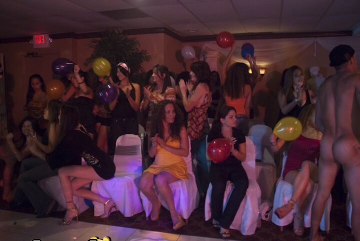 16P Seductive babes frolic at the house party with malestripper