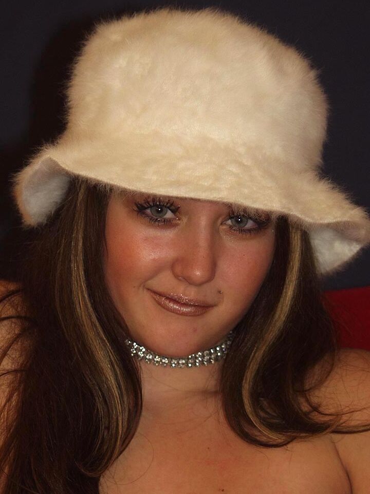 16P Matts Modelos Jenna