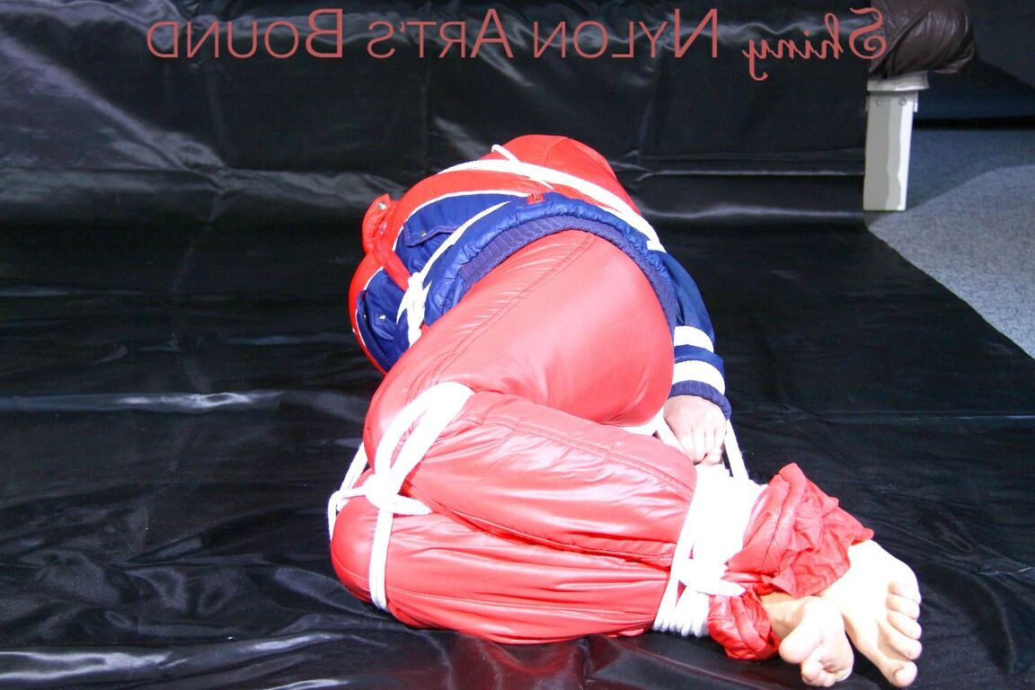 16P HOT HOT HOT NEW MODELL SANDRA wearing a sexy oldschool skibib tied, gagged and