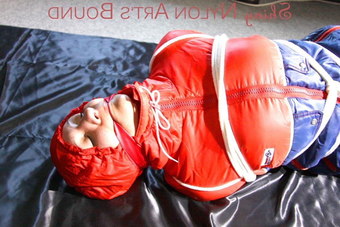 16P HOT HOT HOT NEW MODELL SANDRA wearing a sexy oldschool skibib tied, gagged and