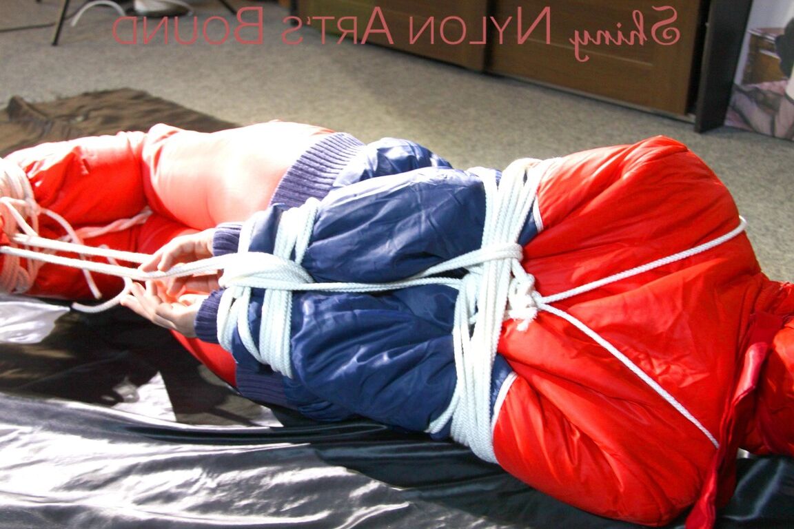 16P HOT HOT HOT NEW MODELL SANDRA wearing a sexy oldschool skibib tied, gagged and