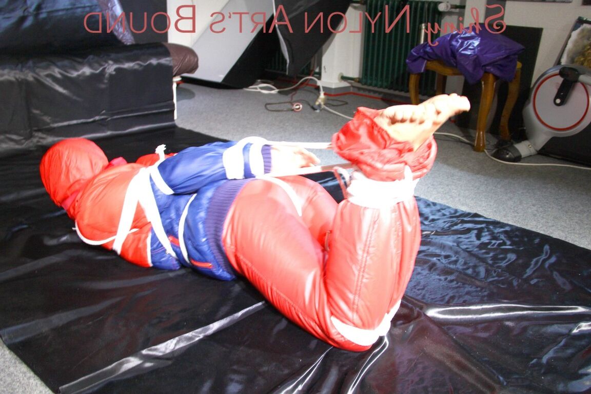 16P HOT HOT HOT NEW MODELL SANDRA wearing a sexy oldschool skibib tied, gagged and