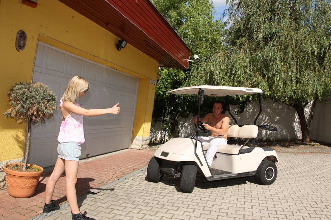 16P Young blonde spits out jizz after being picked up by a dude on a golf cart