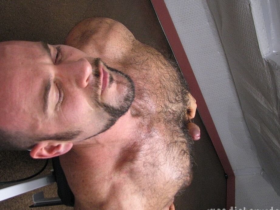 17P Amateursdoit Aaron Kink