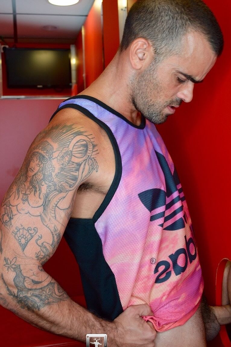 21P Stag Homme Damien Crosse, Wagner Victoria
