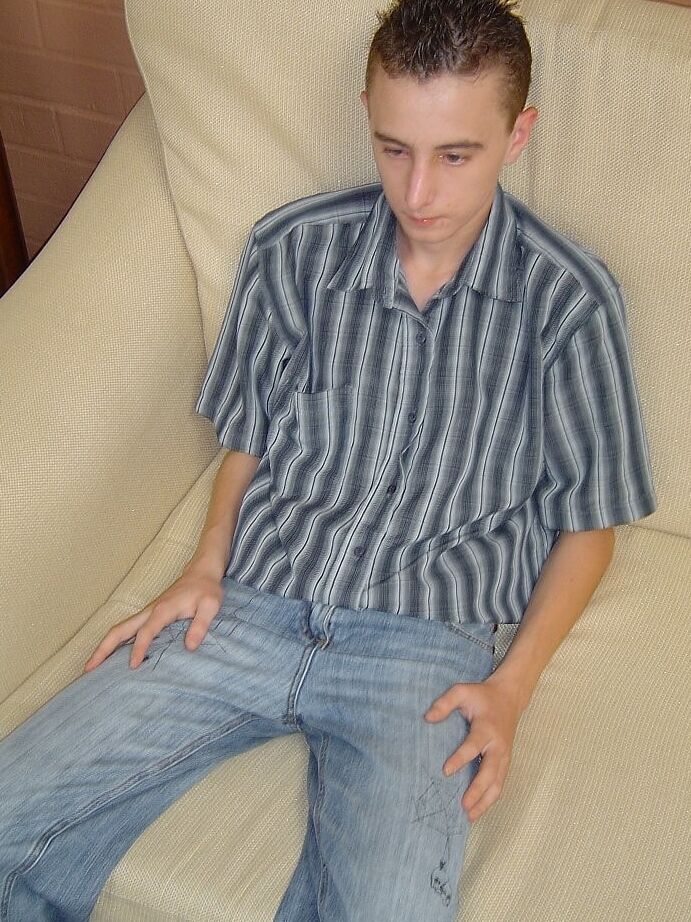 21P Amateursdoit Corey Can