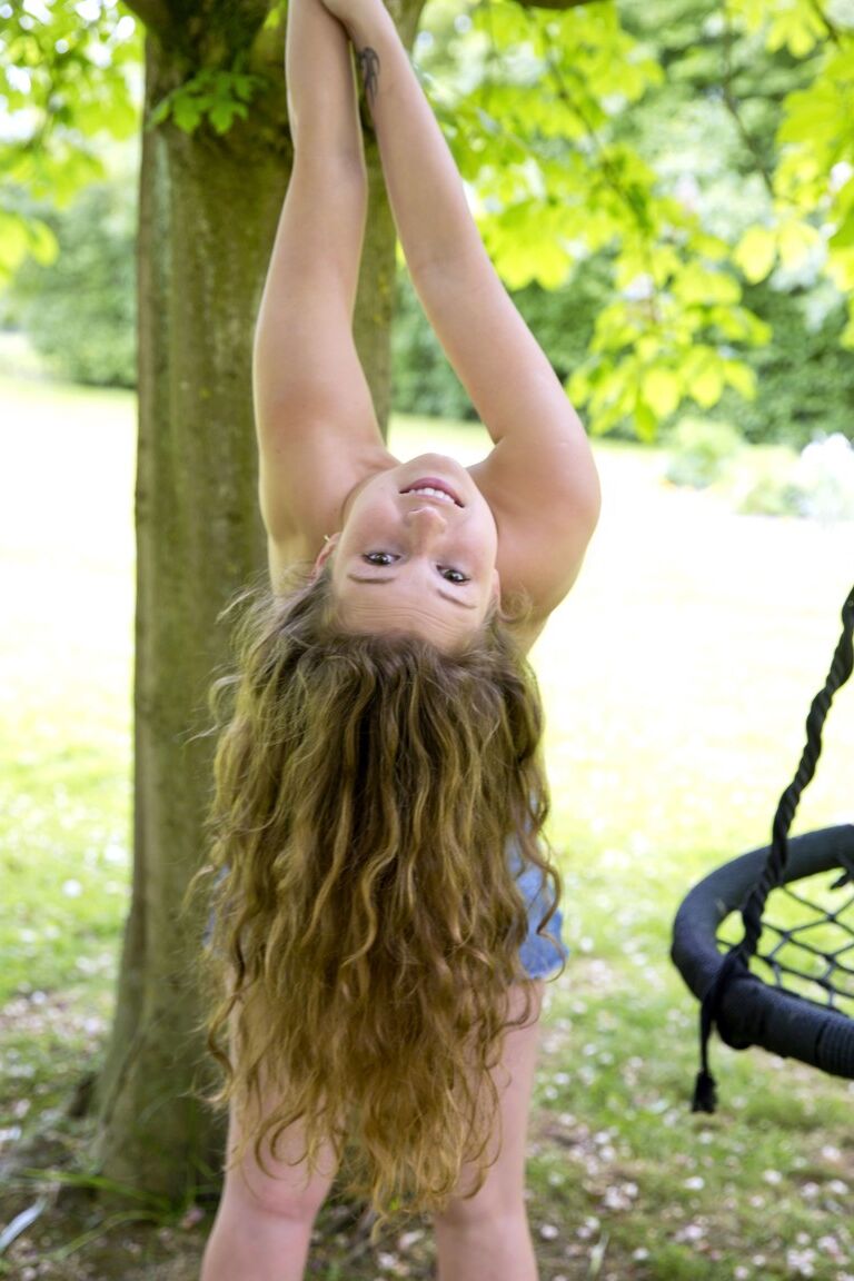 17P Day is so beautiful that Bunny Babe decides to take off clothes and pose naked