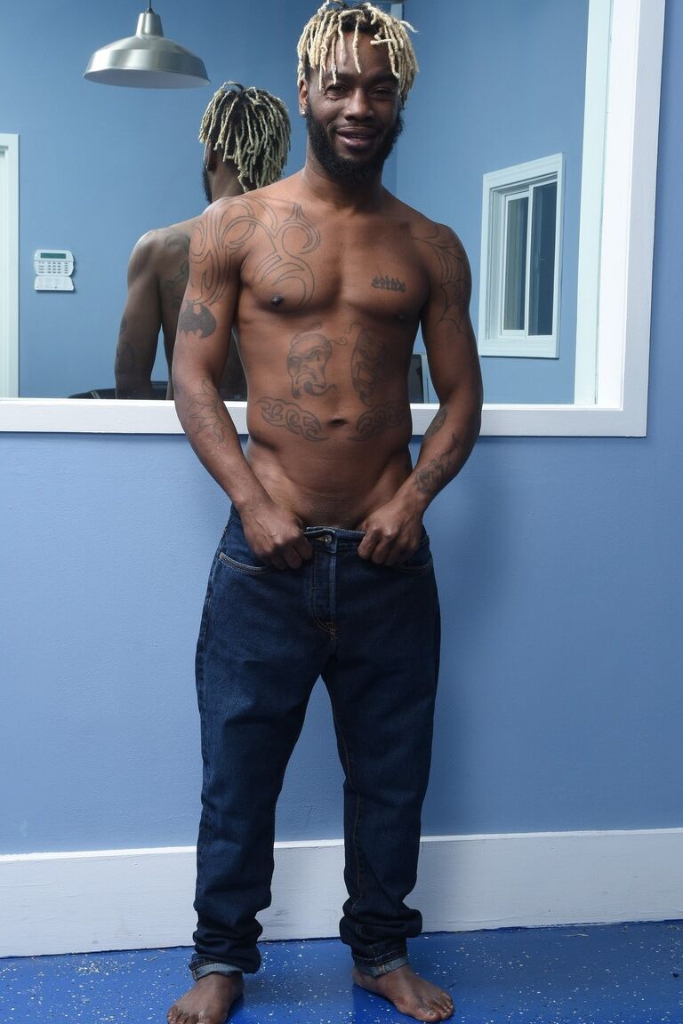 21P Edward James Debonair, Phoenix, Tru