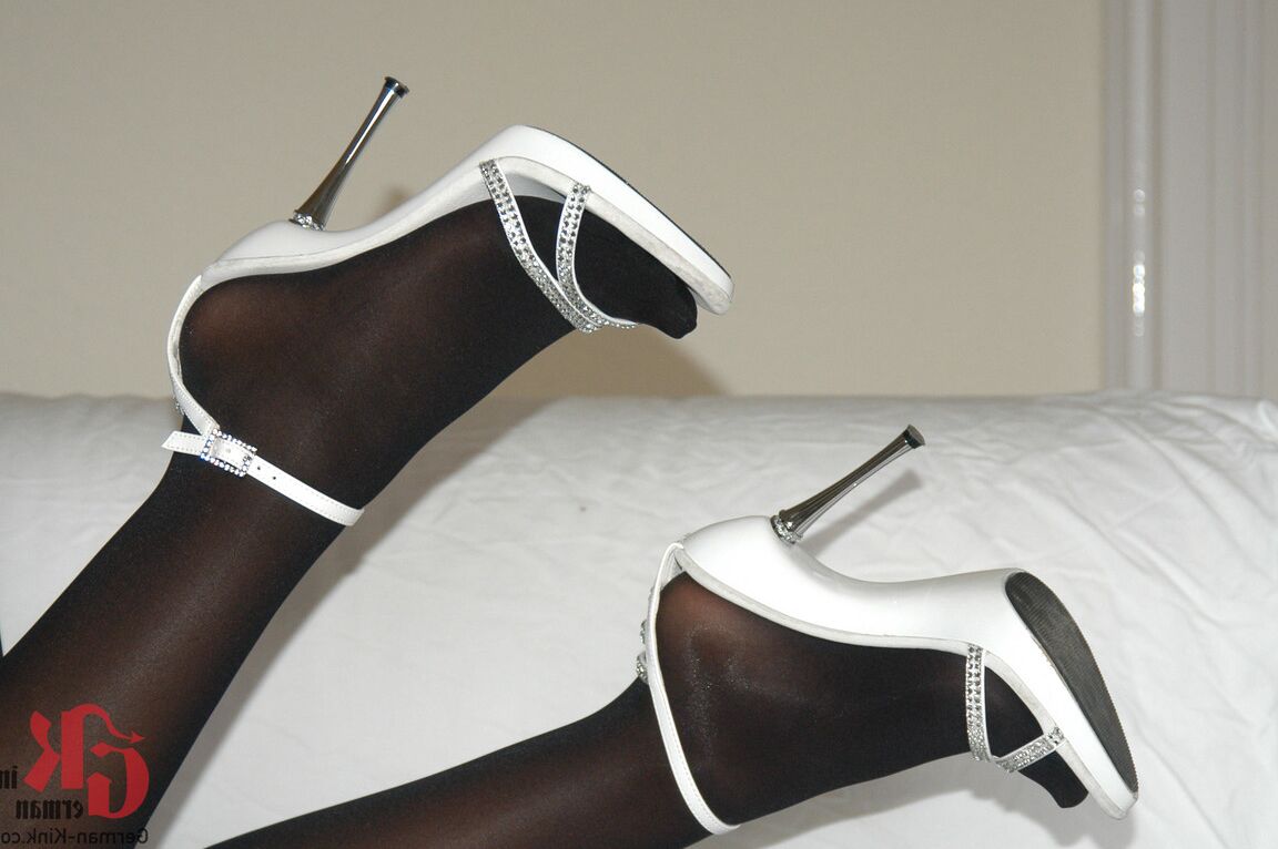 16P Bellezas de nailon alemanas Kink 9