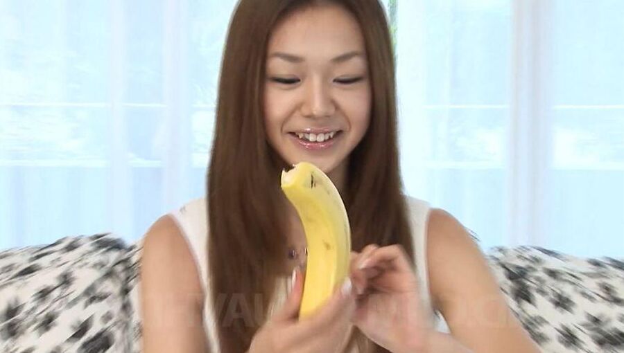 12P Serina Hayakawa Asian learns on fruits how to suck cock very well