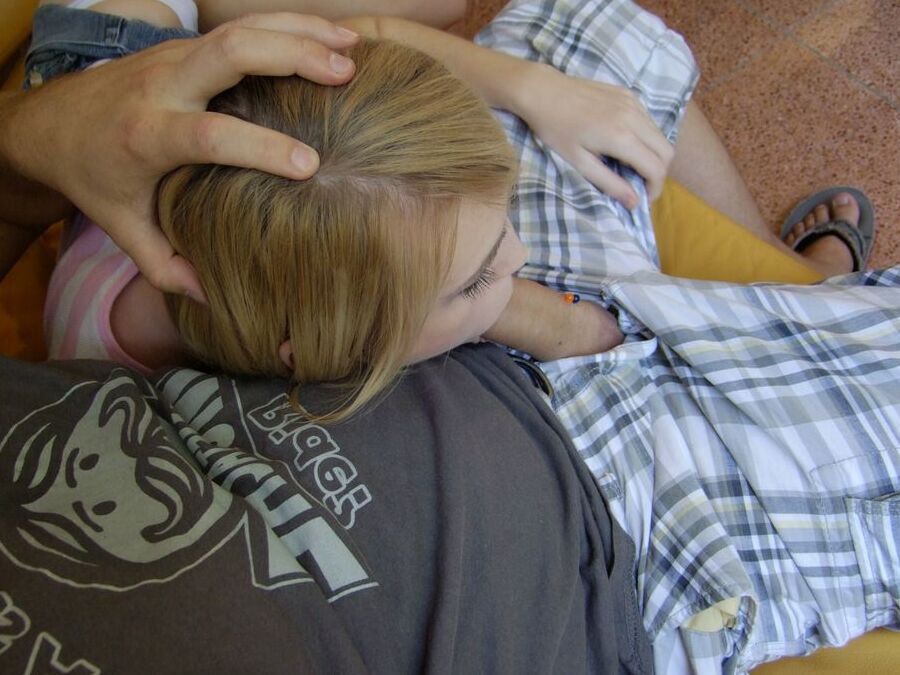 11P Blonde girl learns how to suck a cock by watching her mom give head