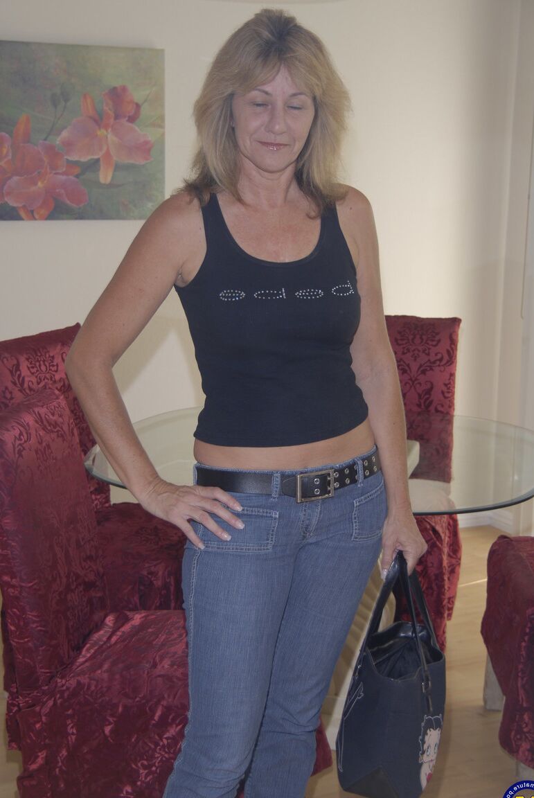 21P Mature NL Barbi