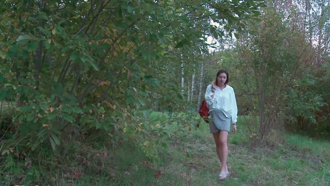 15P Brunette cutie squats to piss near the lake