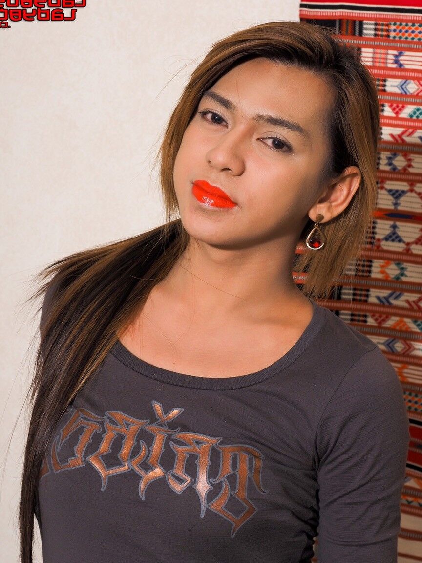 16P Asiatique TGirl Arya