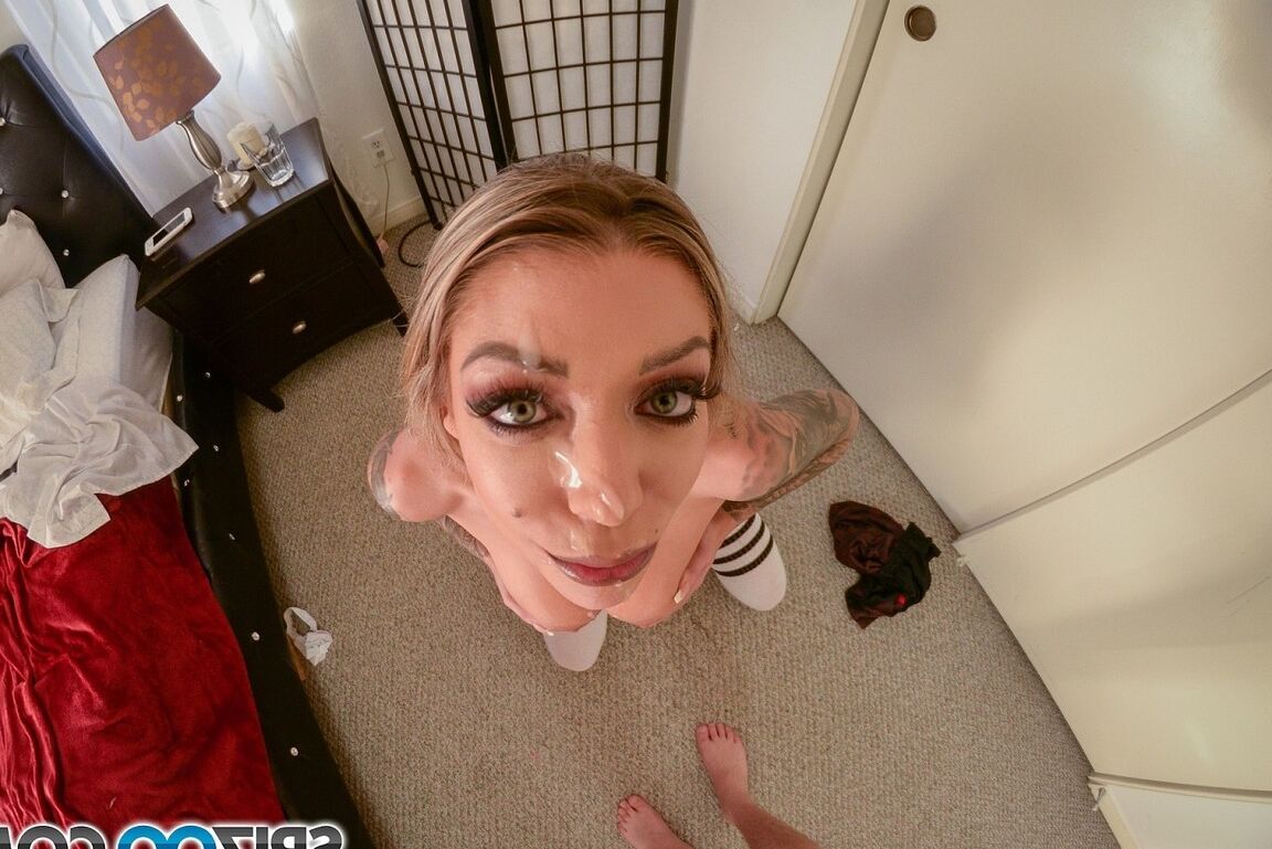 19P Loira peituda com tinta Karma Rx faz sexo doloroso em POV e recebe gozada facial