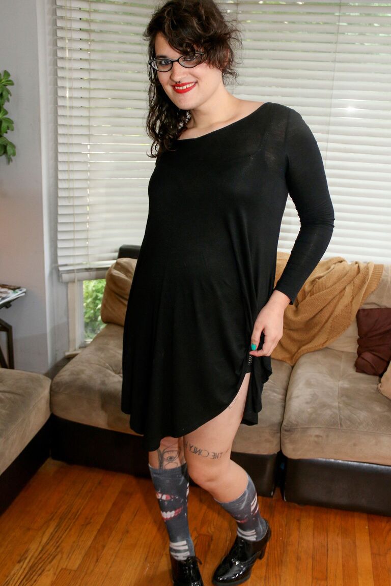 16P TS Casting Couch Harriette Nyx