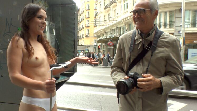 15P Juliette March is the worst This Loser American Tourist Humiliates herself